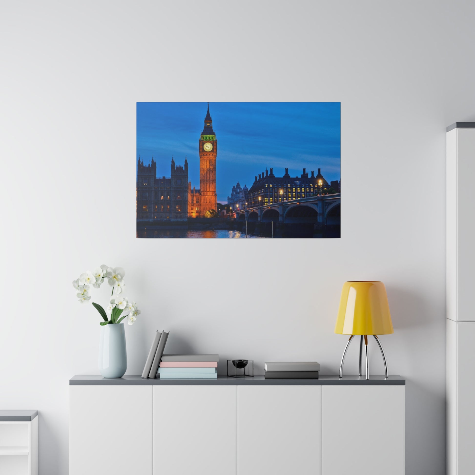 A captivating view of Big Ben at night, showcasing the clock tower’s bright illumination and the serene ambiance of London by night.